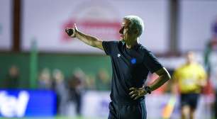 Grêmio empata com a Chapecoense e segue sem vencer fora de casa no Brasileirão