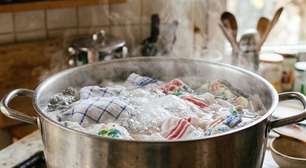 Alejandra Docampo, especialista em limpeza: "Nem pense em colocar panos de prato sujos na máquina de lavar; é melhor fervê-los em suco de limão e sabão natural"