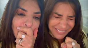 Mara Maravilha fica presa em bondinho da Disney com filho e o ex