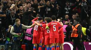 Em ritmo de treino, Paris Saint-Germain volta a vencer o Chelsea e se garante nas quartas da Liga dos Campeões