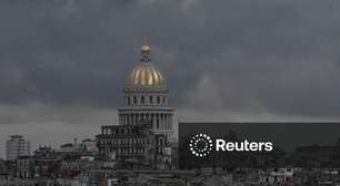 Cuba reconecta rede elétrica, mas milhões de pessoas continuam sem energia