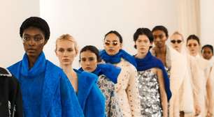 Cabelo fino e sem volume? O truque super simples das passarelas com apenas um produto para o seu penteado não desabar