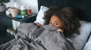 Essa pode ser a razão por trás do medo do seu filho em dormir sozinho, segundo a psicologia