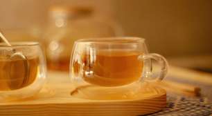 Além do relaxamento: veja como uma xícara de chá pode proteger seus ossos