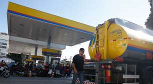 Petrobras e distribuidoras negam existir desabastecimento de combustíveis