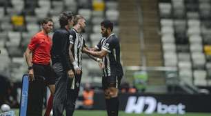 Lyanco não esconde emoção com gesto de Hulk em vitória do Atlético no Brasileirão