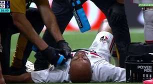 Lucas sente pancada e deixa jogo do São Paulo após poucos minutos em campo