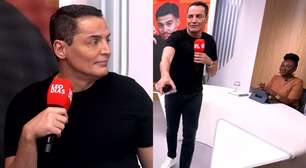 Leo Dias se irrita e toma atitude ao vivo com jornalista após som atrapalhar entrevista: 'Vamos parar...'