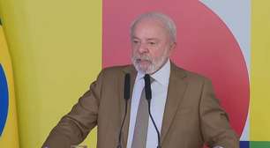 Combustíveis sobem e Lula aponta responsáveis: "tiram proveito da desgraça"