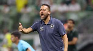 Mesmo com derrota, auxiliar de Anselmi elogia valentia do Botafogo