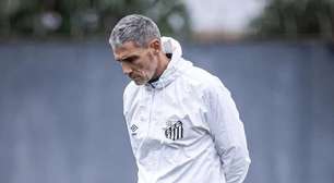 Após deixar o Fortaleza, Vojvoda tem reviravolta em sua situação no Santos: "100% oficial"