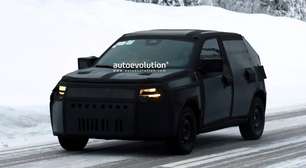 Fiat já testa novo Argo na neve; hatch chega neste ano ao Brasil