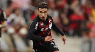 Athletico-PR segura resultado contra Cruzeiro e assusta torcida no fim: "Quase"