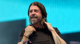 Dave Grohl diz que perder Taylor Hawkins 'virou o nosso mundo de cabeça para baixo'