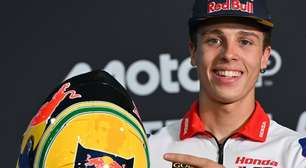 MotoGP: Diogo Moreira apresenta capacete especial em homenagem a Ayrton Senna no GP do Brasil
