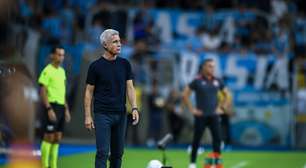 Luís Castro prioriza apoio após lesão grave de jogador e aponta evolução do Grêmio