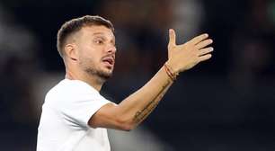 Anselmi valoriza apoio do elenco após vitória do Botafogo: "Relação é top"