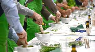 Italiana de 85 anos vence campeonato mundial de pesto genovês