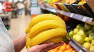 Banana, de manhã é ouro, de tarde é prata e de noite mata: nutricionista esclarece o que tem de verdade no ditado