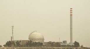 Crise no Oriente Médio se intensifica com ataque iraniano a centro nuclear de Israel