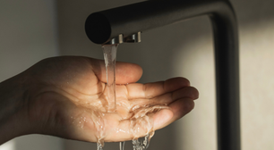 Brasil perde 45% da água tratada enquanto avanço da IA pressiona demanda hídrica