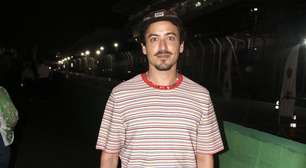 Jesuíta Barbosa diz que não se considera galã e revela: 'Sou tímido'