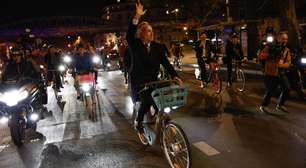 'Paris nunca será de extrema direita', diz Emmanuel Grégoire, eleito prefeito da capital francesa