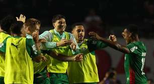Palmeiras vence o São Paulo, no Morumbis, e é o novo líder do Brasileiro