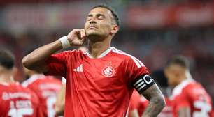 Inter vence a Chapecoense por 2 a 0 no Beira-Rio e deixa o Z4