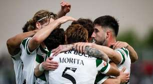 Sporting goleia o Alverca e segue na luta pelo tricampeonato português