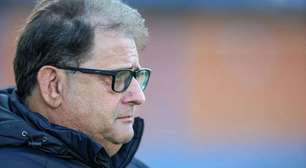 Guto Ferreira, conhecido como "rei do acesso", acerta com novo clube