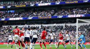Igor Jesus marca na vitória do Forest e deixa Tottenham a um passo da zona da degola