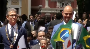 Zema deixa governo de MG para se candidatar à Presidência, e Mateus Simões assume cargo