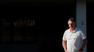 Bolsonaro pode deixar UTI em 24 horas se mantiver evolução favorável, diz boletim médico