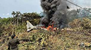 Avião da Força Aérea Colombiana cai na fronteira com o Peru com pelo menos 125 pessoas a bordo