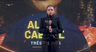 Alana Cabral surpreende com discurso após vencer o Melhores do Ano no Domingão: 'Quero dizer agora...'