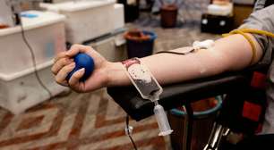 Americanos faturam até R$ 3,1 mil com venda do próprio sangue