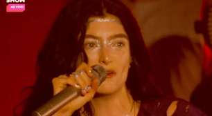 No Lolla, Lorde canta sua longa história de amor com Brasil