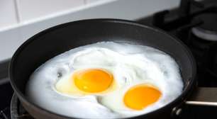 Ovo frito na água é uma perfeição para o café da manhã ou jantar: método deixa os ovos bem cozidos e sem aquele aspecto de queimado