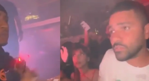 Rapper Orochi se envolve em briga com influenciador durante show no Rio e é contido por seguranças; veja