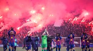 Camisa retrô do Barcelona esgota em horas; entenda o motivo