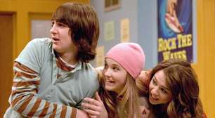 Miley Cyrus e Mitchel Musso brigaram? Ator não compareceu à première do especial de "Hannah Montana"
