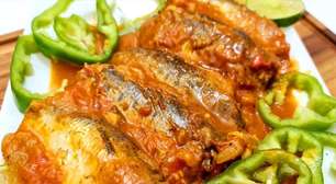 Sardinha ao molho, feita com praticidade na panela de pressão, para um jantar rápido e nutritivo