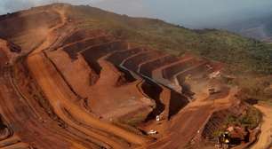 Minério de ferro sobe com redução de estoques e recuperação da produção de ferro-gusa