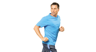 Dor nas pernas? Correr de costas pode ser a solução