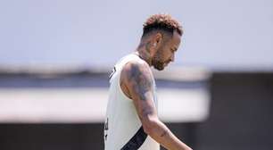 Neymar se antecipa à reapresentação no Santos e treina parte física