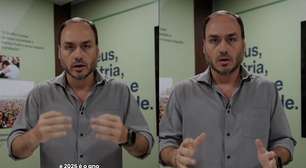 Carlos se pronuncia após Bolsonaro ter prisão domiciliar autorizada: 'Não cometeu crime'