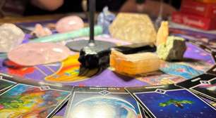 Entre Oráculos &amp; Vinhos: evento une autoconhecimento e gastronomia em SP