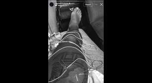 Depay mostra tratamento de lesão na coxa nas redes sociais: "Volto em breve"