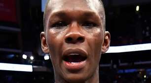 Adesanya relembra reinado nos médios do UFC, cita Chimaev e critica falta de reconhecimento